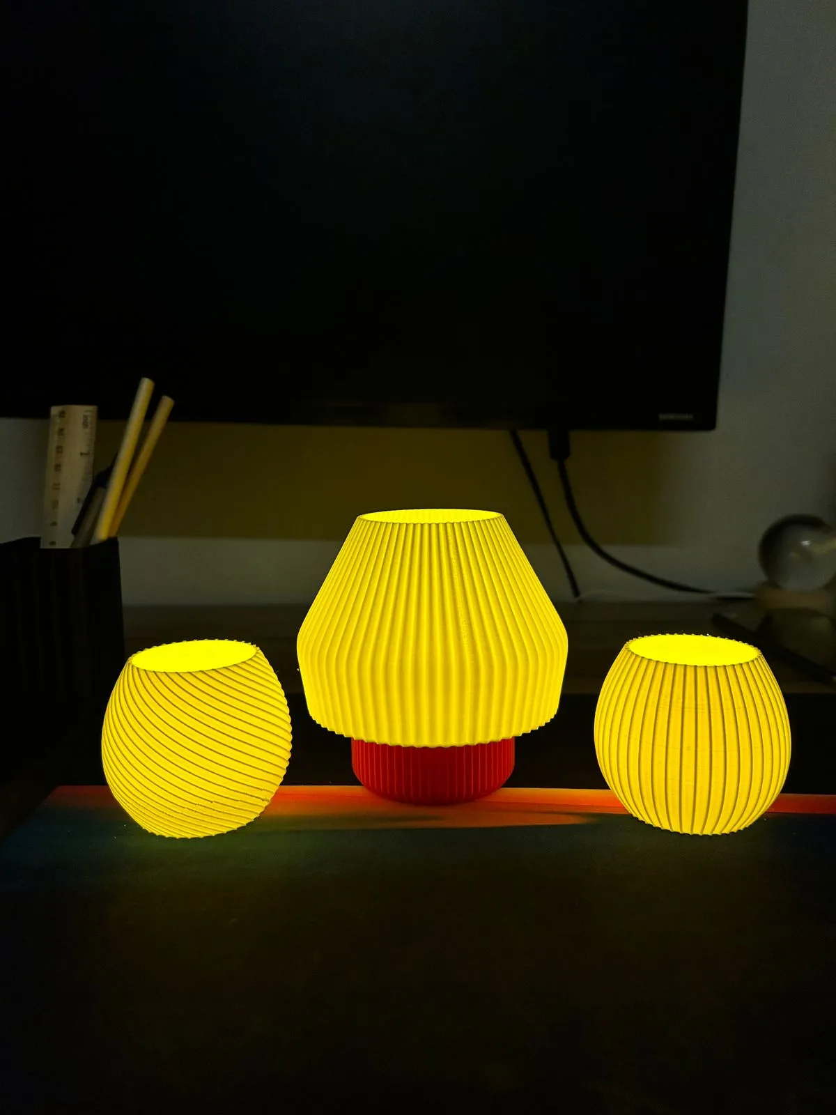 Fluted Tealight Lamp Set — Translucent PLA (white / natural)