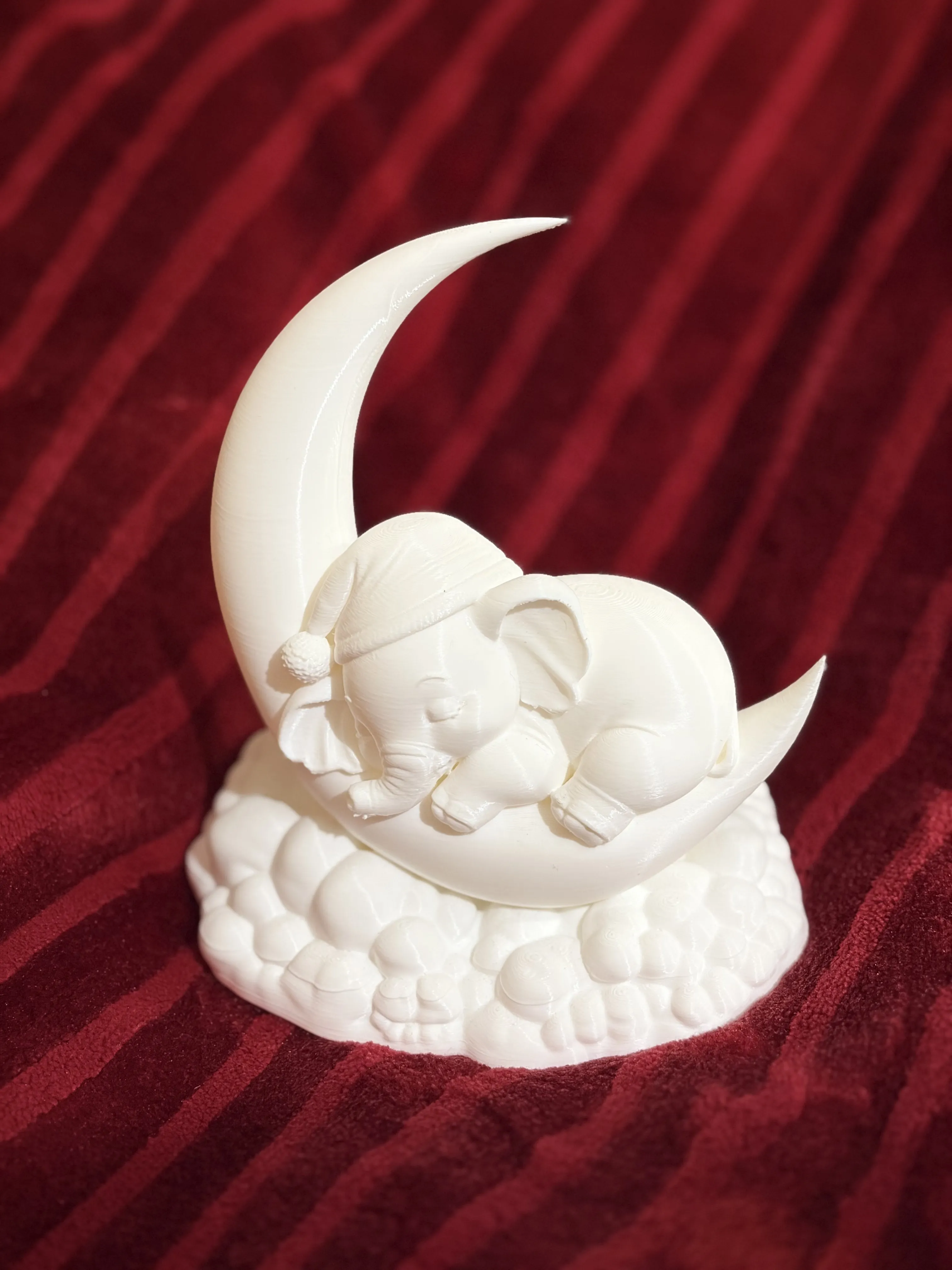 Sleeping Elephant on the Moon — White PLA
